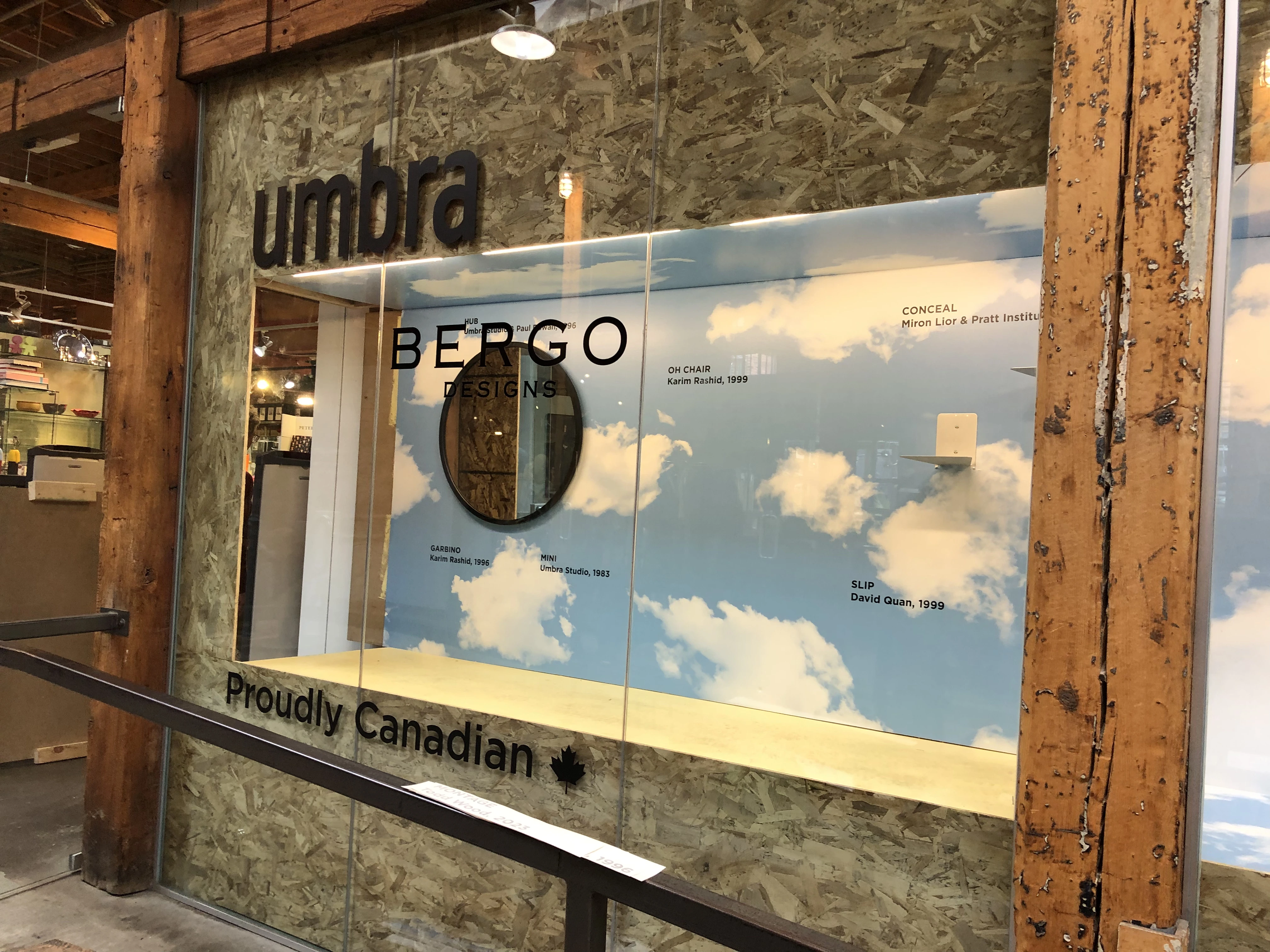 Merchandised Oh Chair